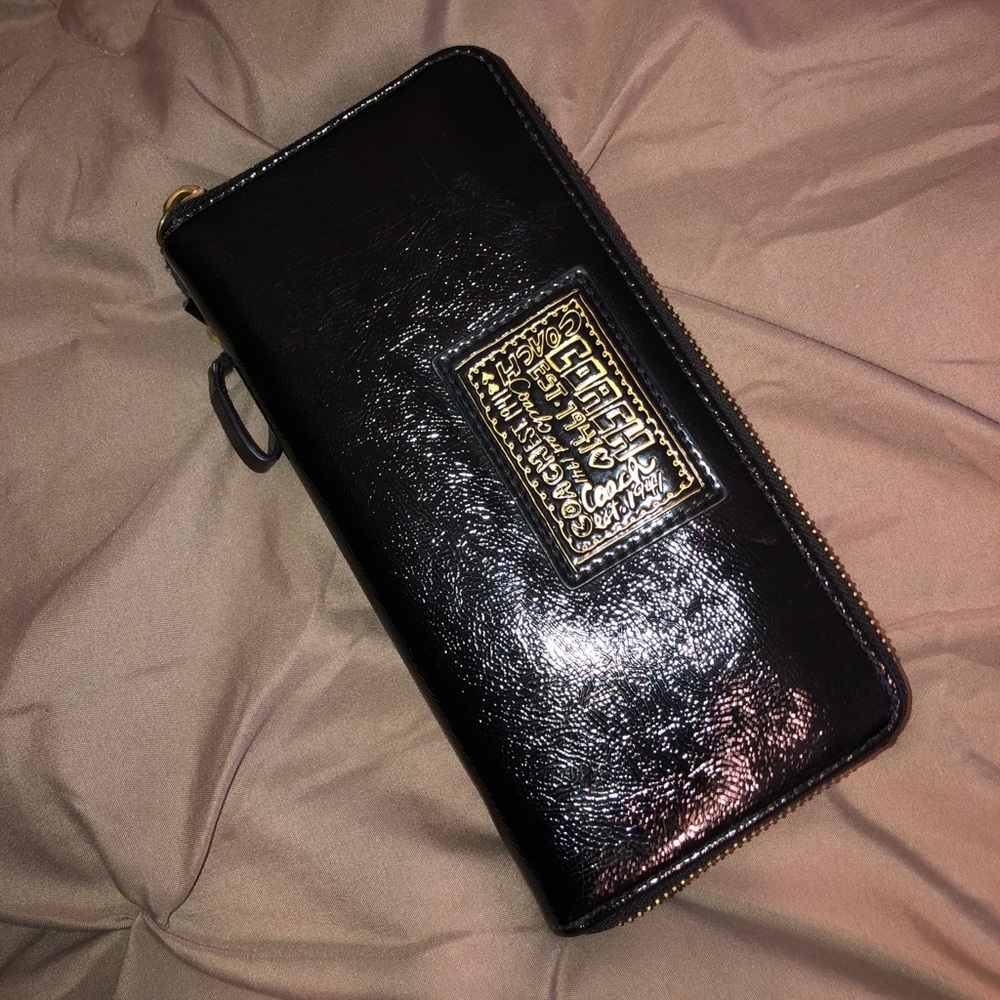Coach leather zipper wallet
